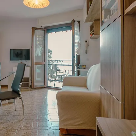 House Carla Διαμέρισμα Bellano